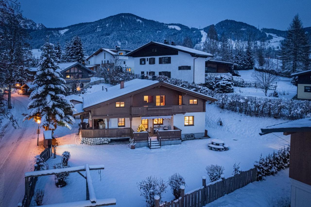 Active Chalet Maria Alm am Steinernen Meer Bagian luar foto