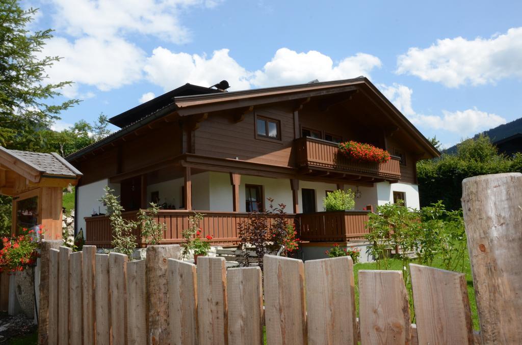 Active Chalet Maria Alm am Steinernen Meer Ruang foto